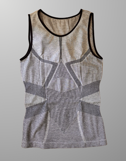 超魔法タンクトップ